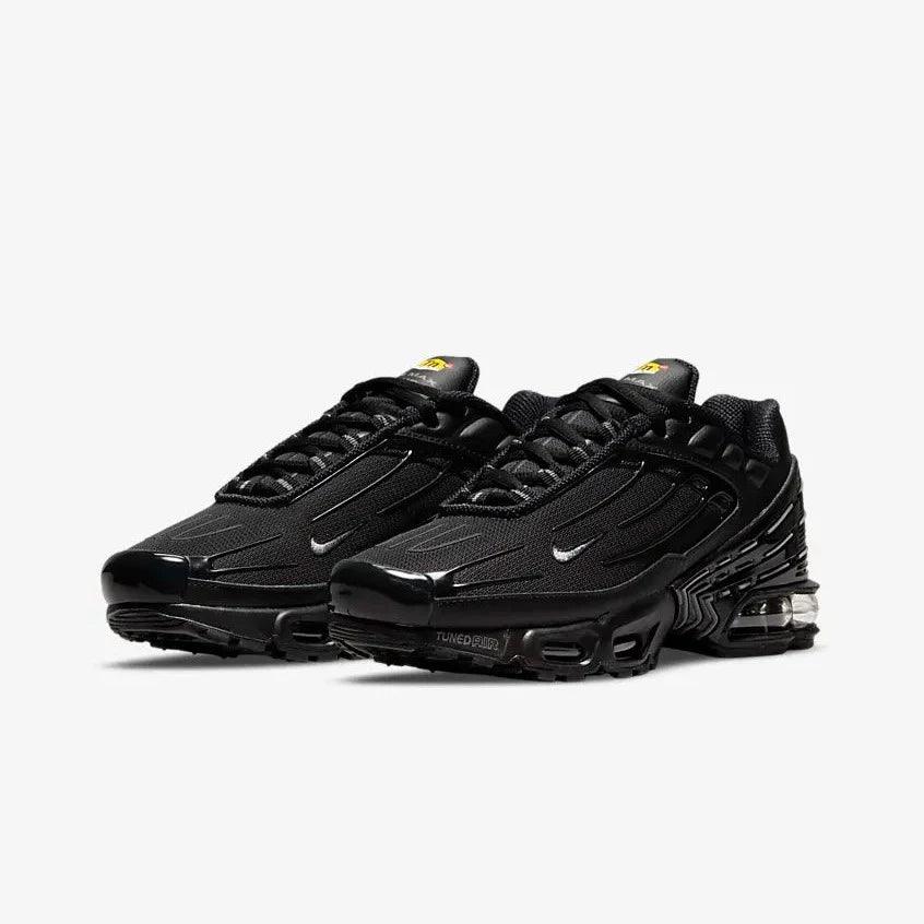 Nike Air Max Plus III Black - KICKSLOCKERS